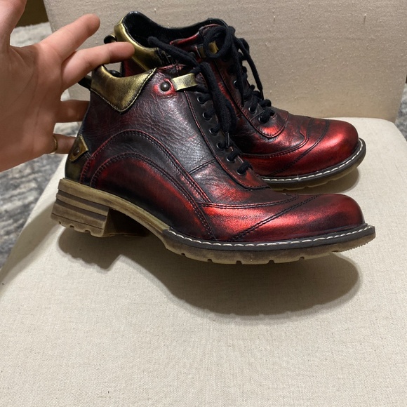 V italia Giovanni Pewter 39 Leather rare 6” boots Women's heeled red gold 8.5 - Picture 13 of 17